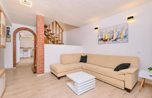 Apartman Ursula Stivan - Foto 1