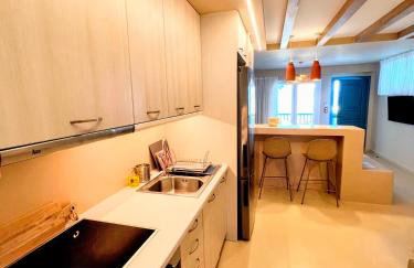 Elements- Wood & Earth Apartment by Hostandros - Foto 13