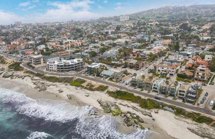 Coastal retreat near the beach w Panoramic Ocean Views, Rooftop Deck, & Firepit - Foto 43