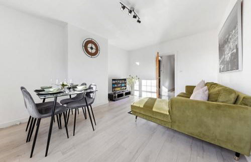 Spacious Lux Four-Bedroom Living - C London & Westminster - Photo 18