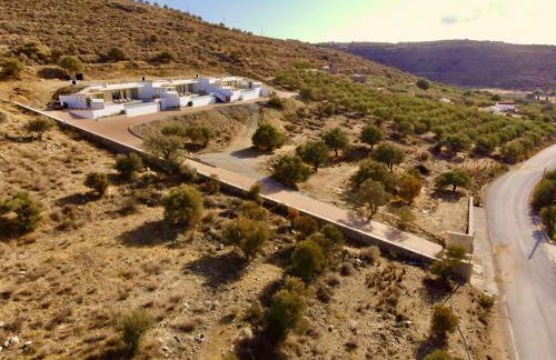 ANESSIS Villas and Suites - Photo 5