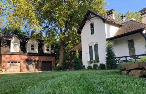 Carriage House on Historic Bentonville Square - Foto 1