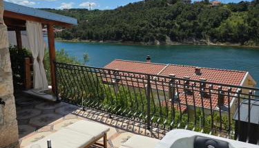 Apartments Mali Dvor Novigrad - Foto 2