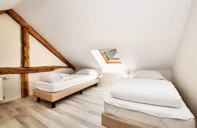 Fine Group House With Sauna Garden - Foto 18