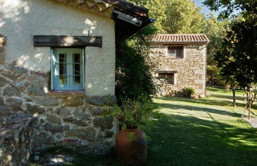 Abejas 2 de El Vergel de Chilla - Photo 38