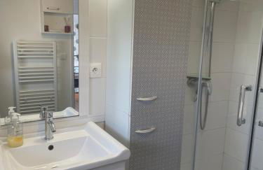 Escapade poitevine - Maison climatisée avec 3 Ch - 4 min Futuroscope et Aquascope - Foto 45