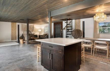 Luxury Tropical Oasis-4 BedRm Private Pool Retreat - Foto 2