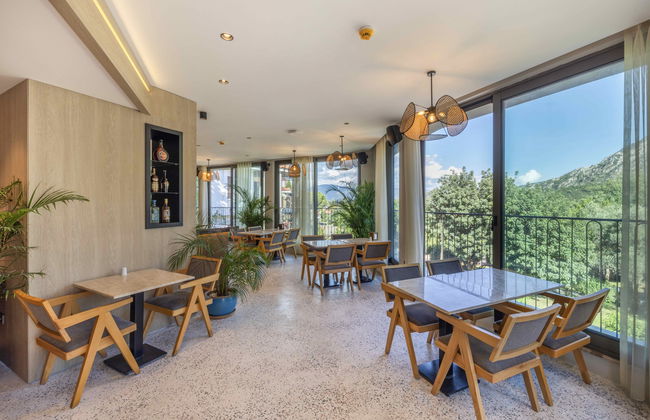 Club Aquarium Apartments - Photo 5