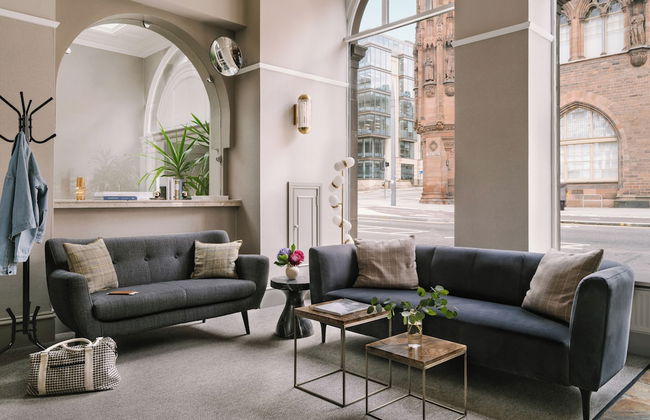 Royal Garden Apartments New Town - Photo 2