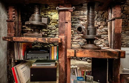 The Historic Oil Mill- Romantic Retreat - Foto 2