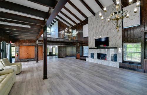 Private Pool Pilot Point Home on 45 Acres - Foto 6