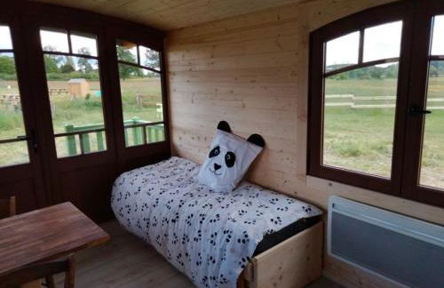 Séjour pittoresque en roulotte équipée - FR-1-410-455 - Photo 5