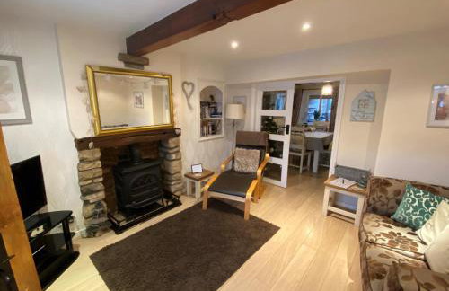 Lavender Cottage, Grade 2 Listed Period Stone Built Cottage In Pickering, North Yorkshire - Photo 7