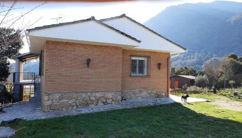 Chalet con piscina y BBQ para 10 personas - Photo 3, Garden