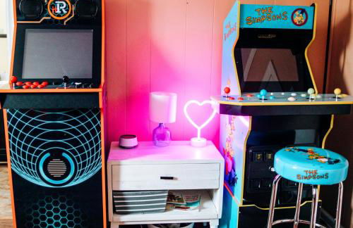 Giggling Creek Cottage - BedJet! King Sized! Gazebo, 45 Acres, Arcades, Nintendo, more - Photo 25