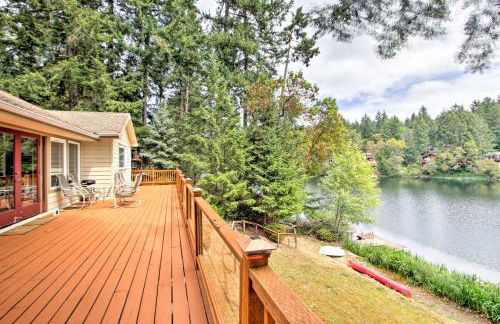 Anderson Island Retreat with Lakefront Deck and Canoe! - Foto 37