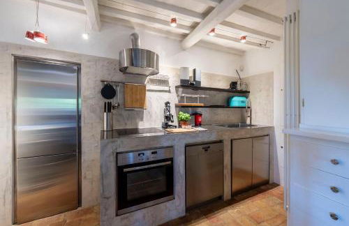 Villa esclusiva nella torre del castello di Tignano tra lusso, storia e natura nel cuore del Chianti - Foto 10