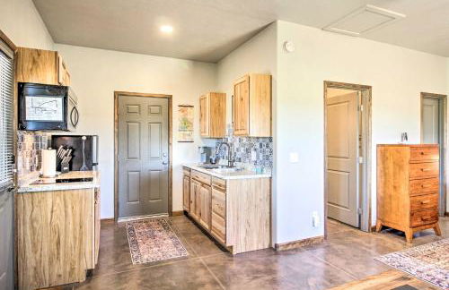 Cozy Elgin Casita with Gas Grill Pets Welcome! - Foto 11