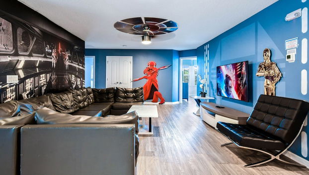 Luxury 9BR Mansion Near Disney with Private Pool, Jacuzzi, Themed Rooms & Game Room! - Foto 2, Imagen principal