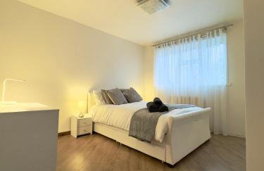 Spacious City Centre Apartment - Photo 7