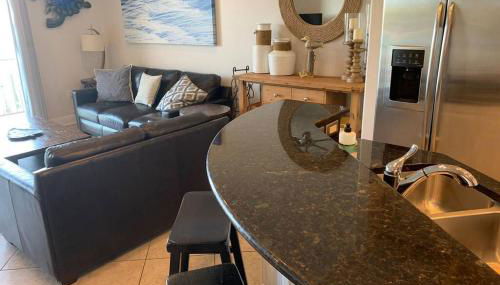 Luxury and Spacious Waterside Getaway - Foto 3