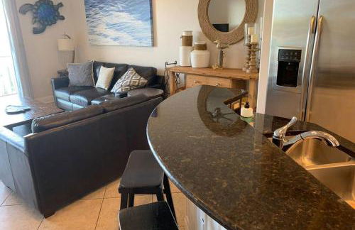 Luxury and Spacious Waterside Getaway - Foto 3