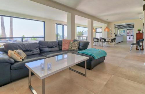 Amazing villa with panoramic views - Photo 10