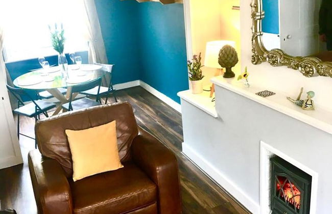 Cosy Seaside House 2min 5 Sandy Beach's 2 Dbl Beds - Photo 5