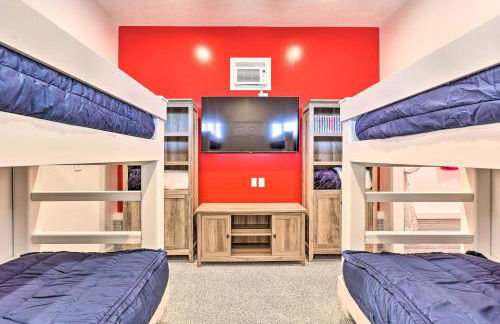 Lakefront Bellevue Home Private Beach and Fire Pit! - Foto 18