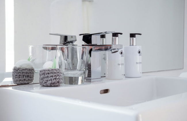 A Riverbed Guesthouse - Photo 30