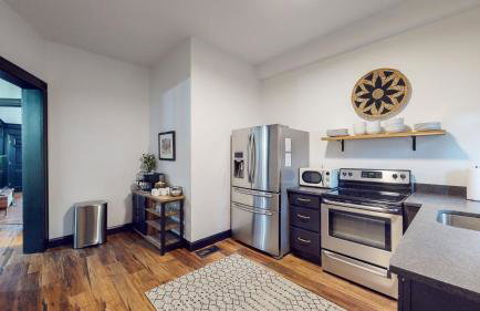 Stylish 1st Floor 2br Apartment 1King and 1Queen - Foto 2