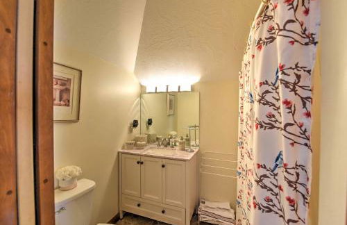 Families Welcome! East Falmouth Home 4 Mi to Beach - Foto 17