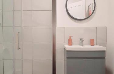 No's 7 and 8 Llewelyn Apartments - Photo 10