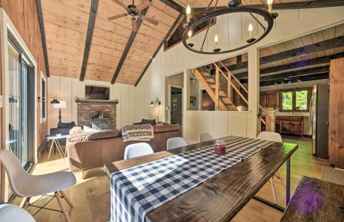 Sleek Cabin with Deck, 8 Miles to Mount Snow and Hikes - Foto 2