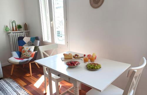 Au Pied de la gare et centre ville - 2 chambres - spacieux - Foto 5