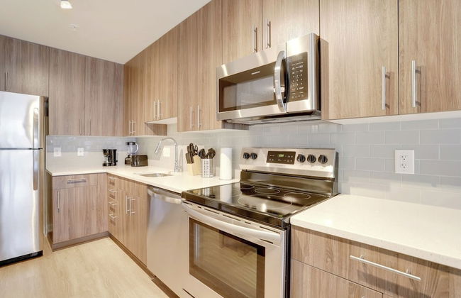 Comfort Apartments Near Capitol City - Photo 37