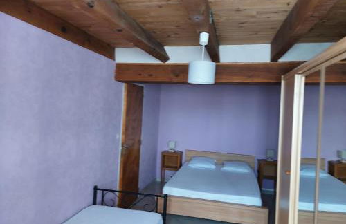 maison individuelle au calme sur l'Aubrac - Foto 10