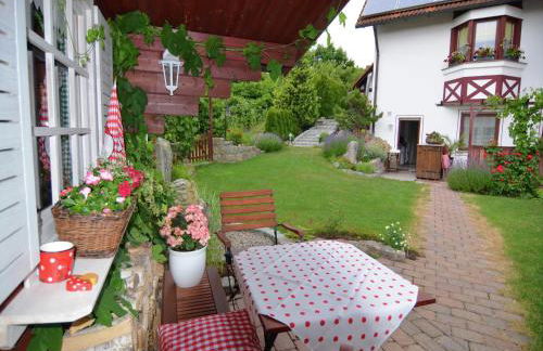 Quaint Apartment in Zeil am Main With Terrace - Foto 2