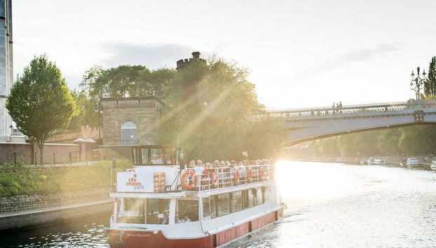 Cruzeiro Noturno Iluminado pelo Rio Ouse - Foto 4