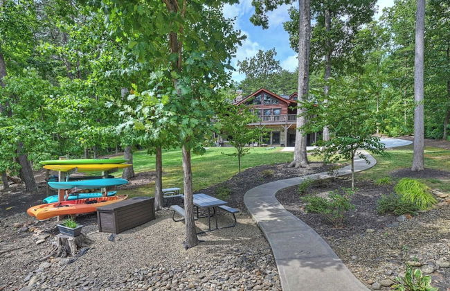 Waterfront 1-acre Private Dock, Hot Tub, Firepit Bankhead Lodge by Avantstay - Foto 43