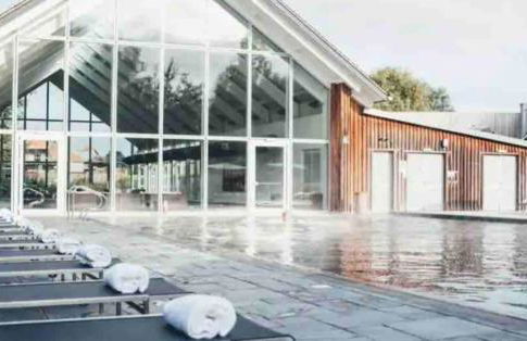 HM111 Penthouse Apartment with Lake View & free Spa Access- Lower Mill Estate Cotswolds - Foto 26