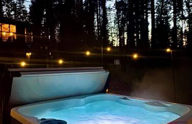 Wildland Aerie at Treehaus with Creekside Hot Tub Pets OK - Foto 41