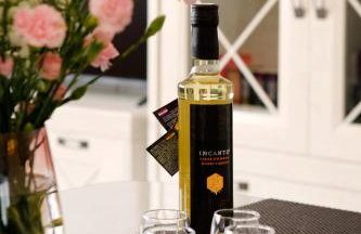 Modern 2-Bed Apt, Late check in available - Photo 35