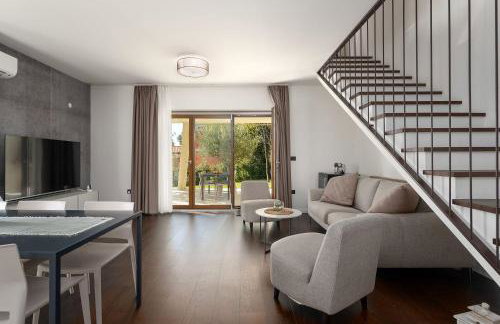 Besonderes Steinhaus mit Privatpool, Panoramablick, Garten, Grill, Waschmaschine - Foto 14