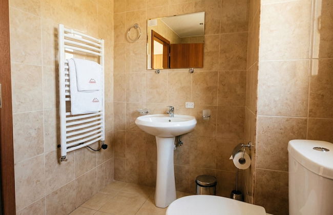 1 Bright Two Floor Apartment - Foto 13