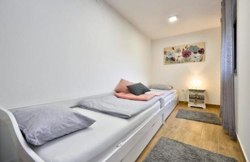 Florek & Florica Apartment - Photo 30
