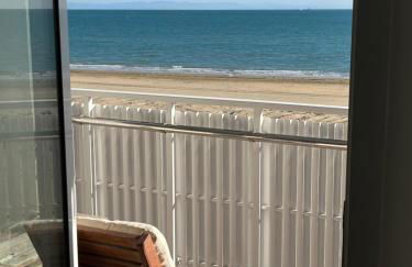 Appartamento fronte mare con terrazzo e parcheggio privato - Foto 26