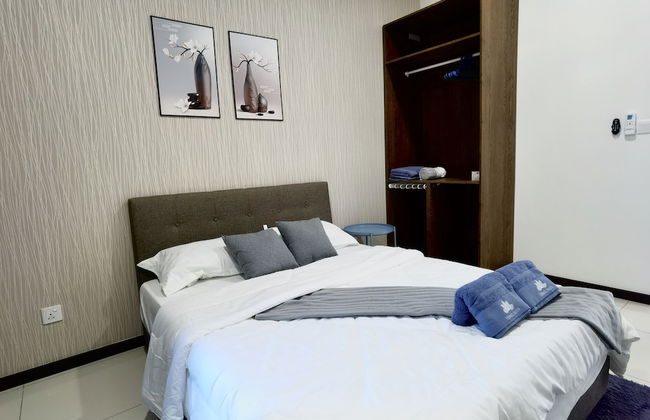 Luminari Suite by Homez Suite - Photo 5