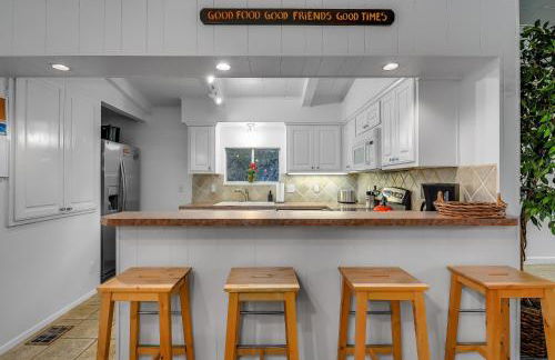 The Shorewood Lakeside Oasis, Pet-Friendly Getaway - Foto 13