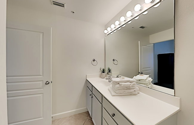 Beach Resort by Southern Vacation Rentals - Photo 40